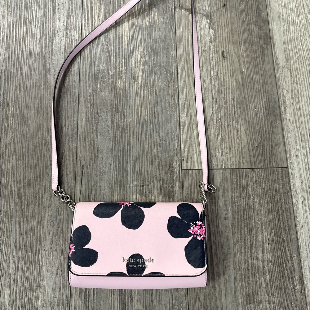 Kate Spade cross body bag with matching credit card holder.